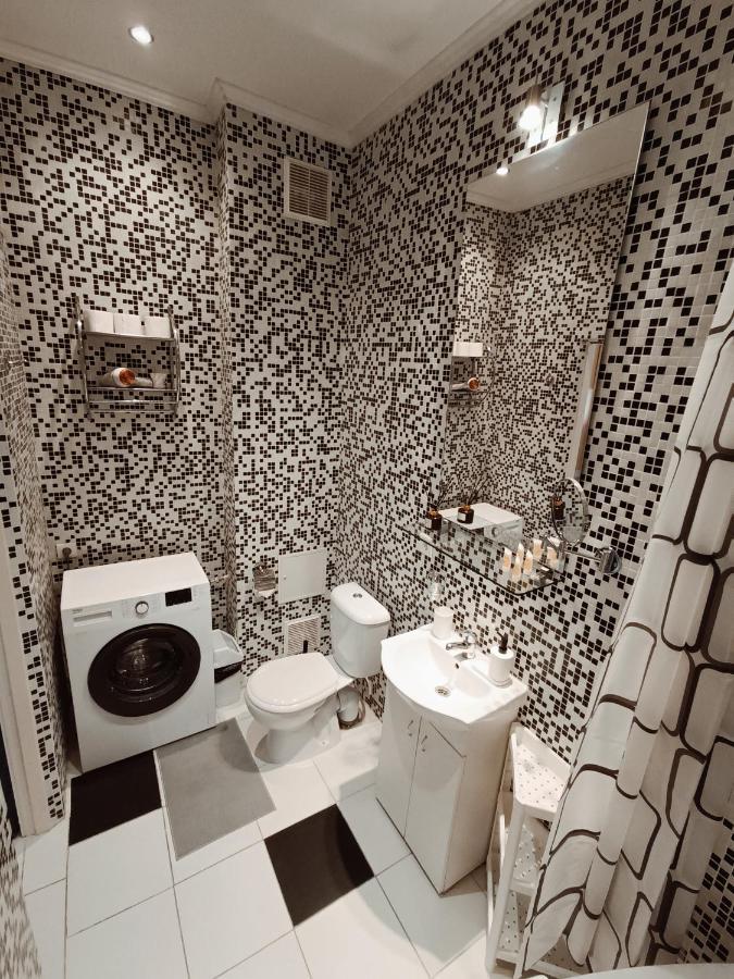 Centrally Located Studio Apartment Riga Eksteriør billede